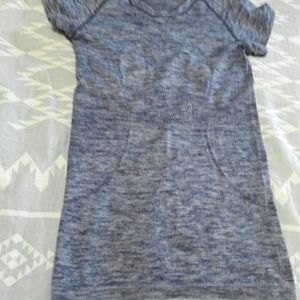 Lululemon shirt